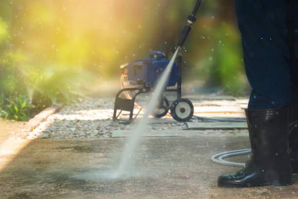 Best Warehouse Cleaning  in Hartland, WI